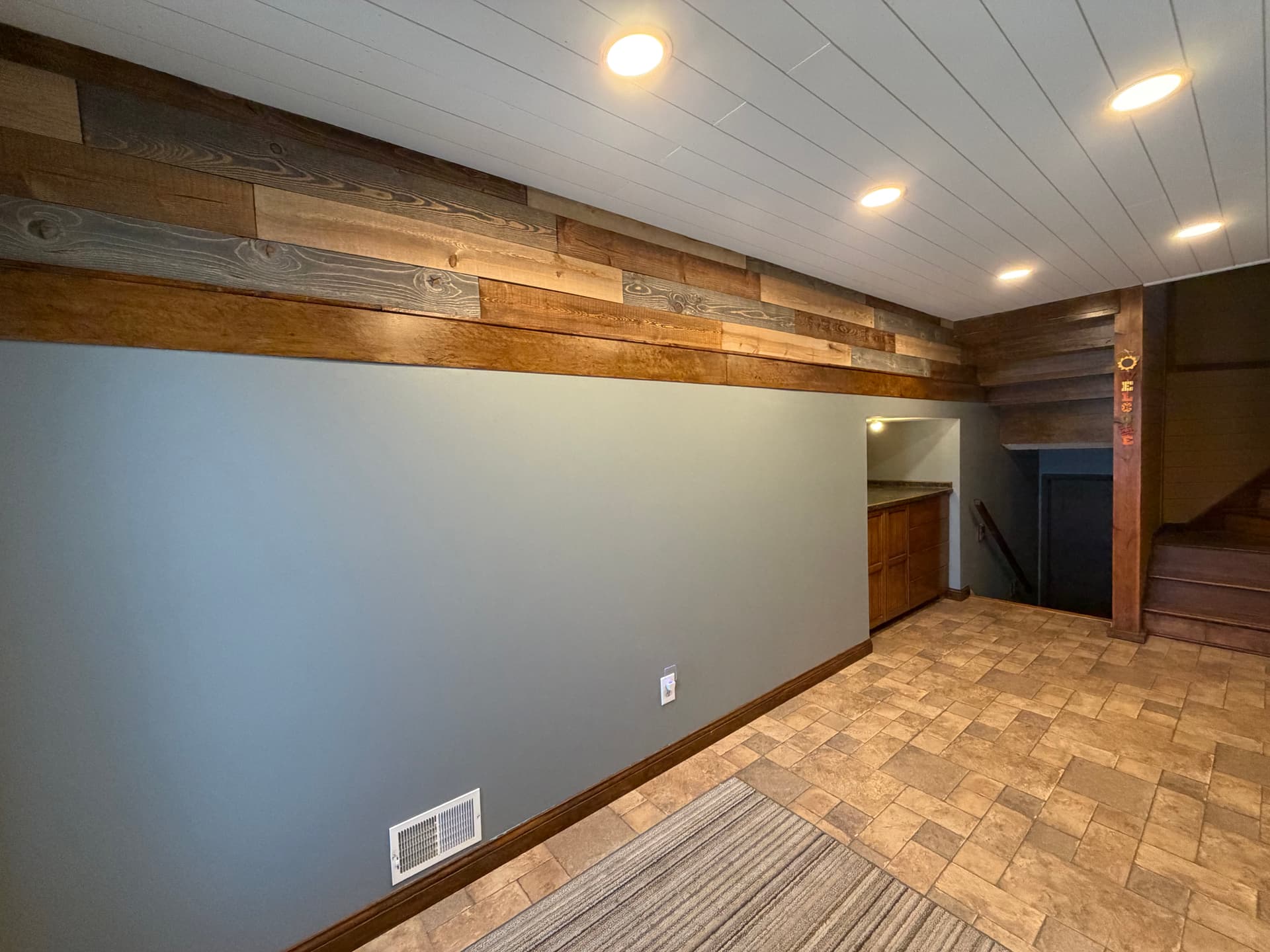 Gallery photos for Entryway Makeover in Zimmerman: Image #3