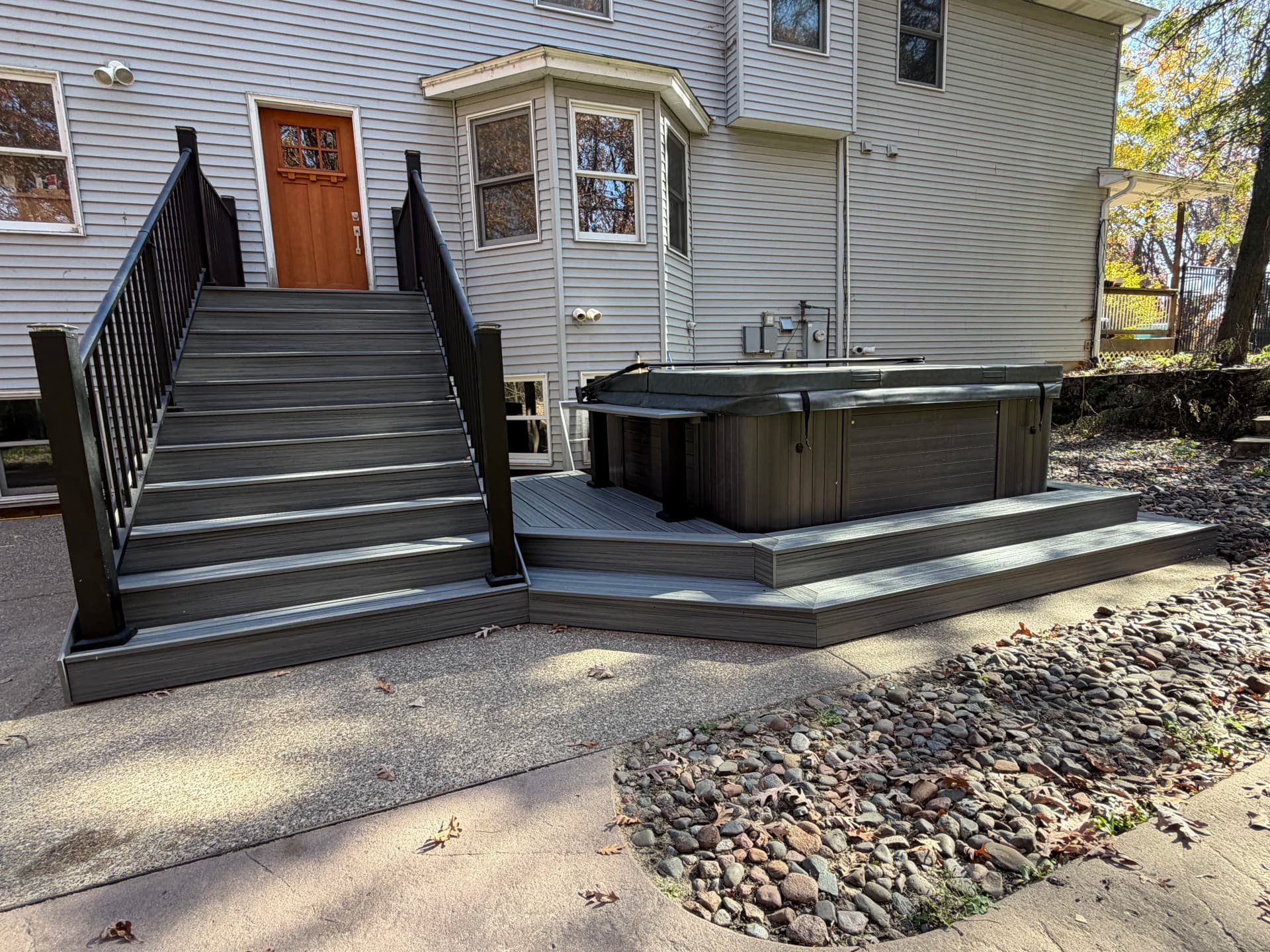Gallery photos for Composite Deck and Stair Builds Done Right: Image #1