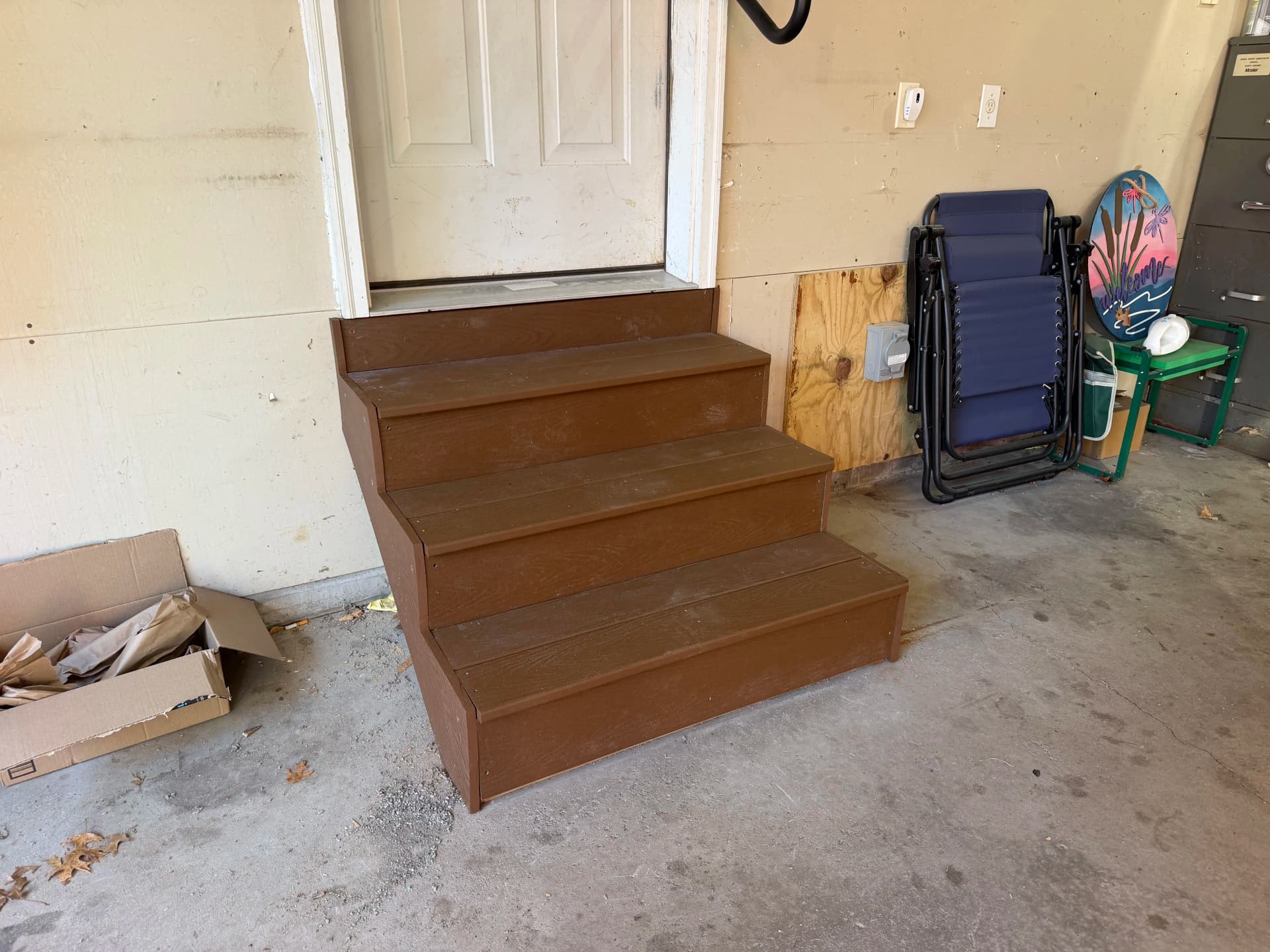 Gallery photos for Composite Deck and Stair Builds Done Right: Image #5